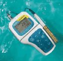 Representative photo only Oakton Waterproof pH Con 300 Meter with probes
