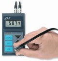 Economical ultrasonic thickness gauge