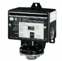 EW-68050-10 General-Purpose Watertight Single Setpoint Switche
